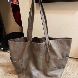Large Rea Leather American Eagle Tote